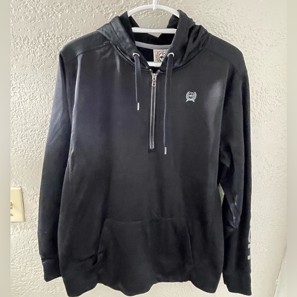 Cinch Men’s Black Zip-Up Hoodie with Crest Logo Size‎ Medium